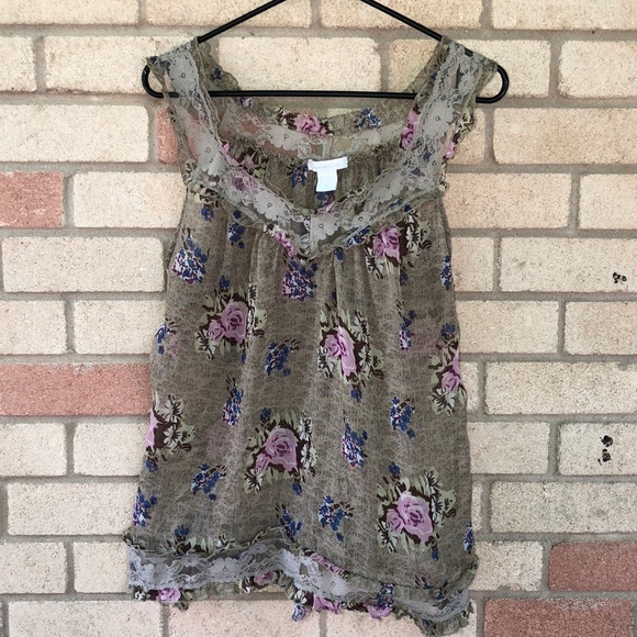 Charlotte Russe Tops - 💐 Flowy Lace Floral Tank Blouse 💐